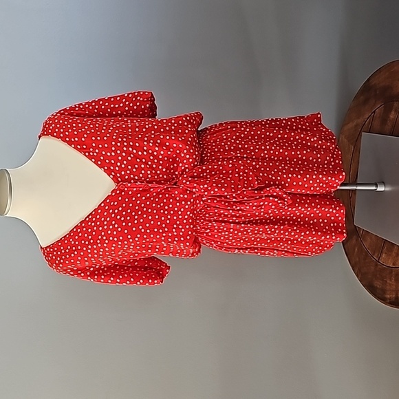 La Classe Couture: Red & White Polka  Dot V Neck Romper - Picture 1 of 5